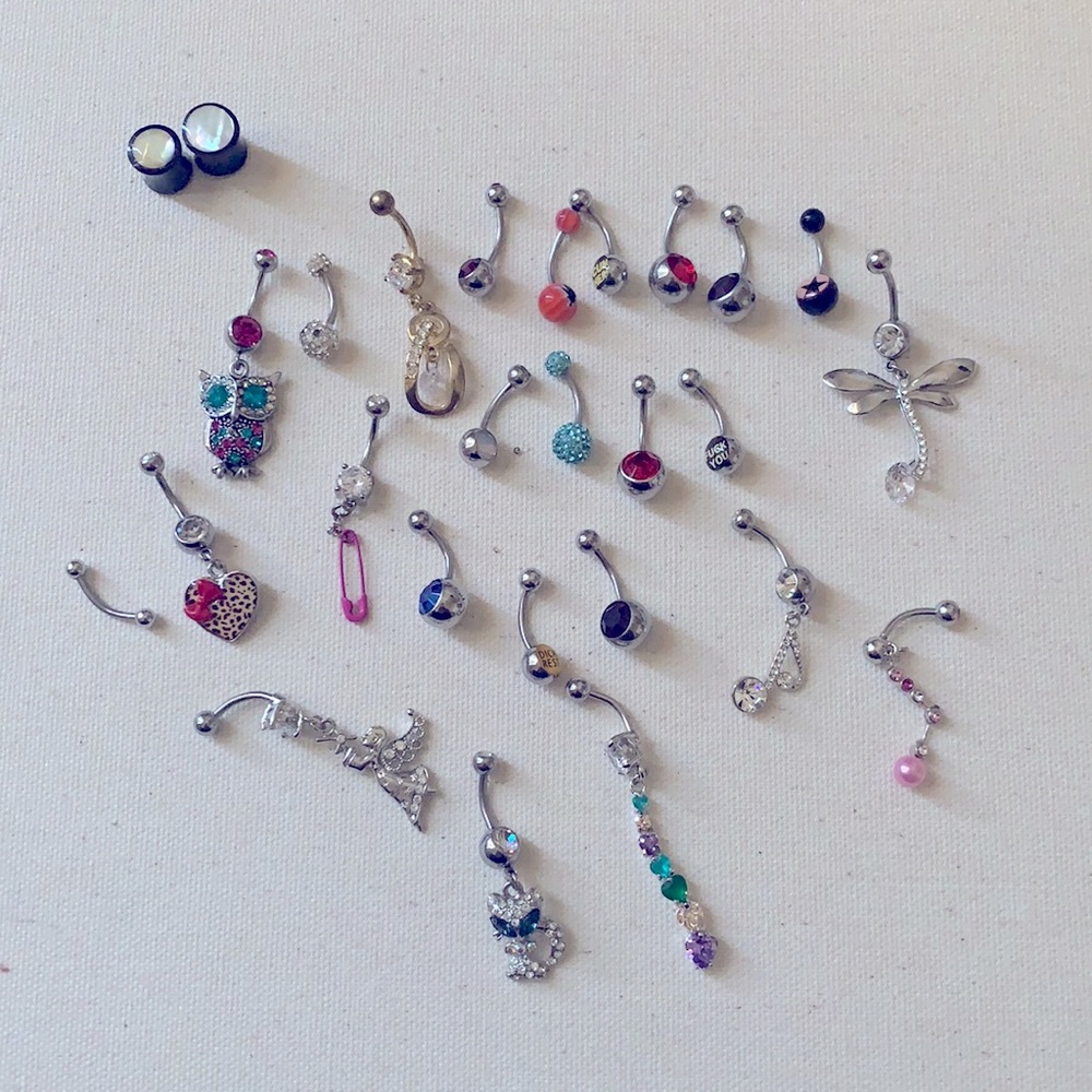 Surgical steel & sterling belly button rings 💍💎